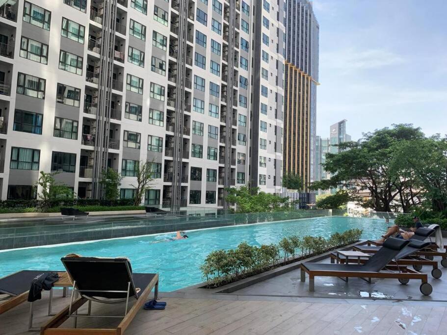 Pool With 360 View Of & Location Appartement *
